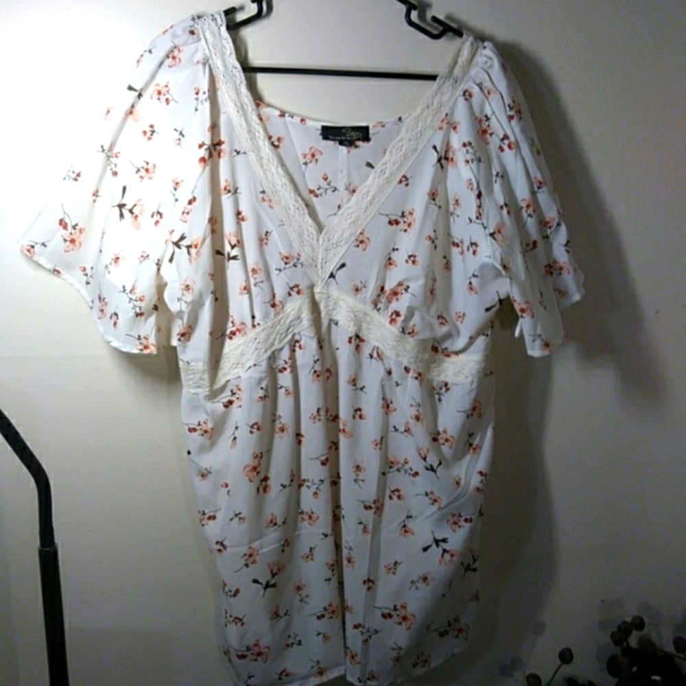 Suzanne Betro Floral Chiffon Top